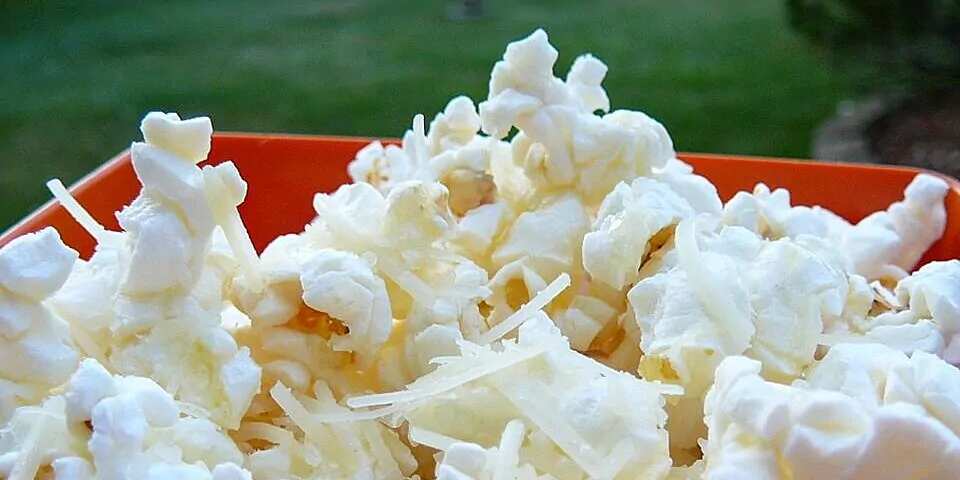 Garlic Bread Popcorn