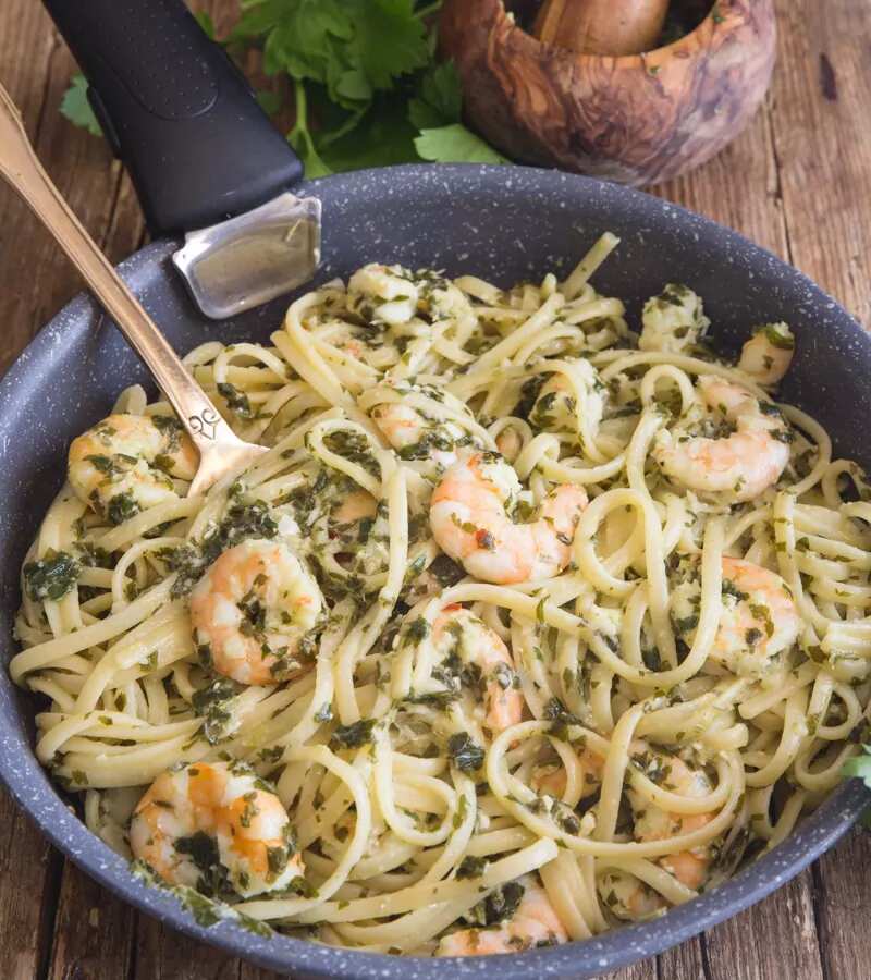 How to make Parsley Pesto Shrimp Pasta Recipe