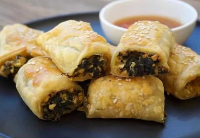 How to make Spinach Pumpkin And Fetta Rolls Recipe