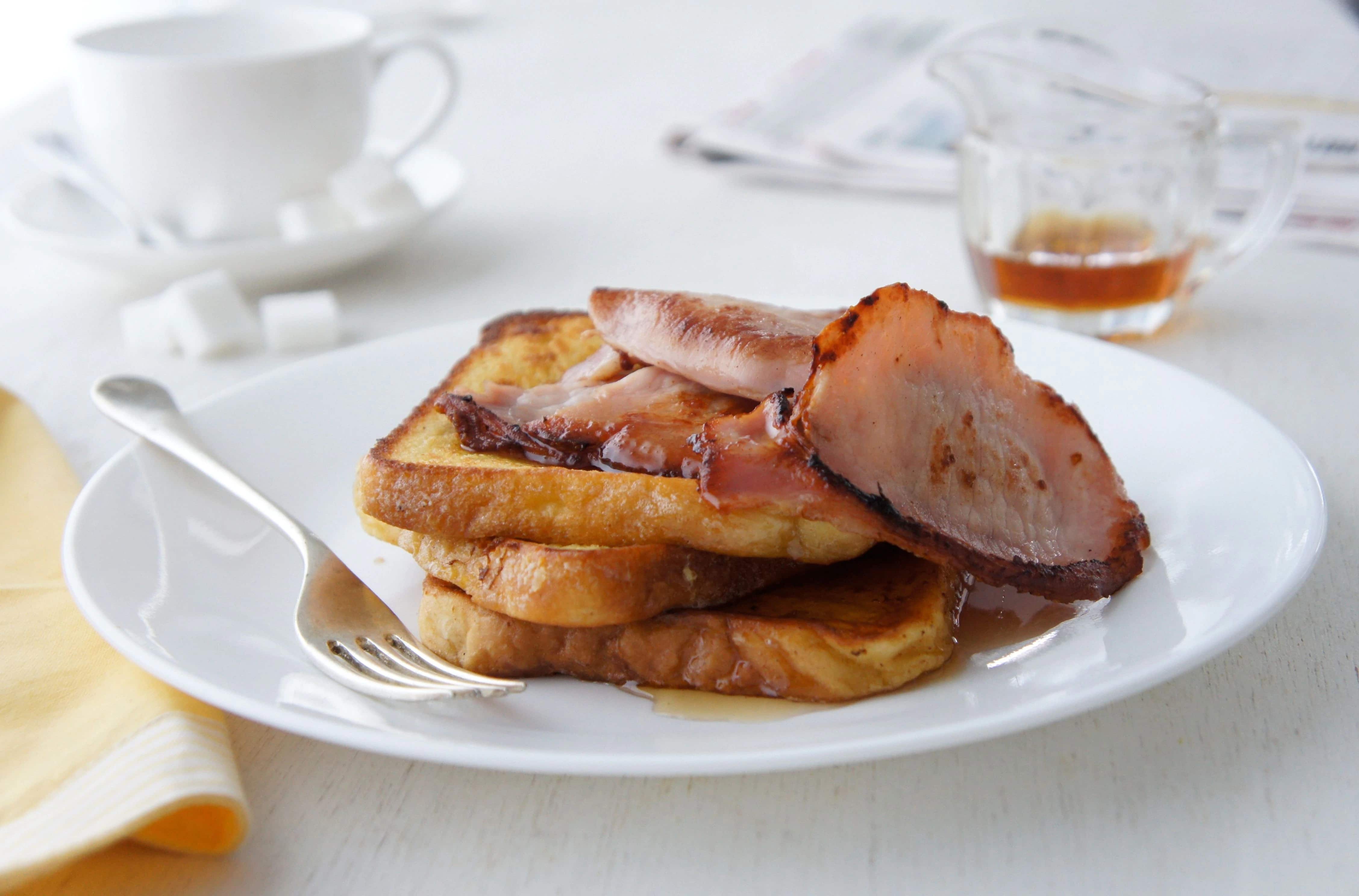 How to make French Toast With Bacon And Maple Syrup Recipe