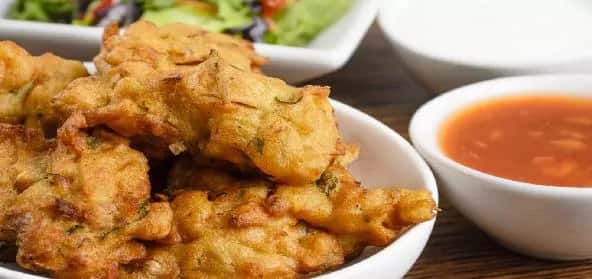 Al-Poshe Pakora (Pumpkin Flower Pakora)