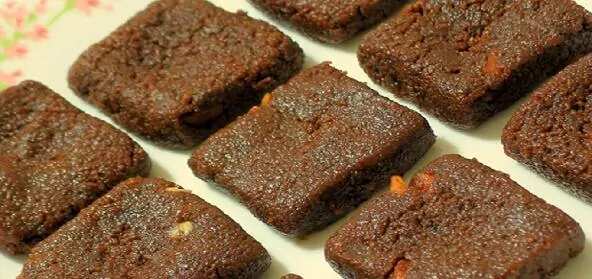 Bournvita Sooji Cake