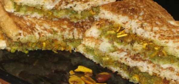 How to make Dal Moth Sandwich Recipe