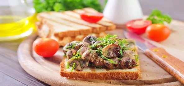 Spicy Corn And Mushroom On Toast