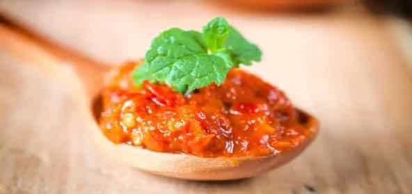 How to make Tomato Garlic Chutney Recipe
