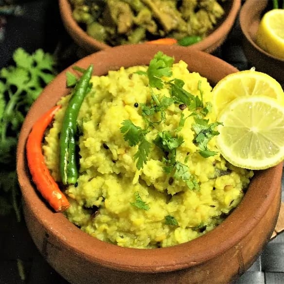 How to make Bengali Plain Khichuri Recipe