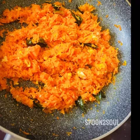 How to make Carrot Poriyal Recipe