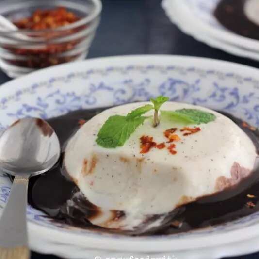 How to make Chili Vanilla Yogurt Pannacotta Recipe