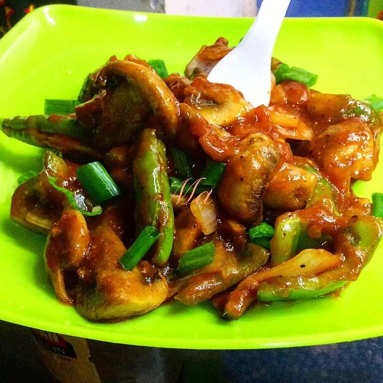 How to make Chilli Mushroom Fried Recipe