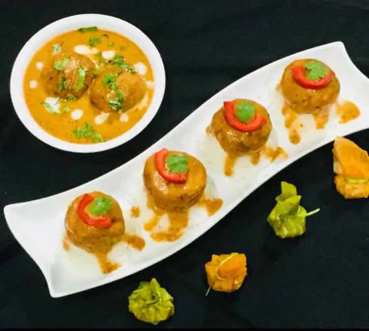 How to make Coconut Kofta In Thai Red Curry Recipe