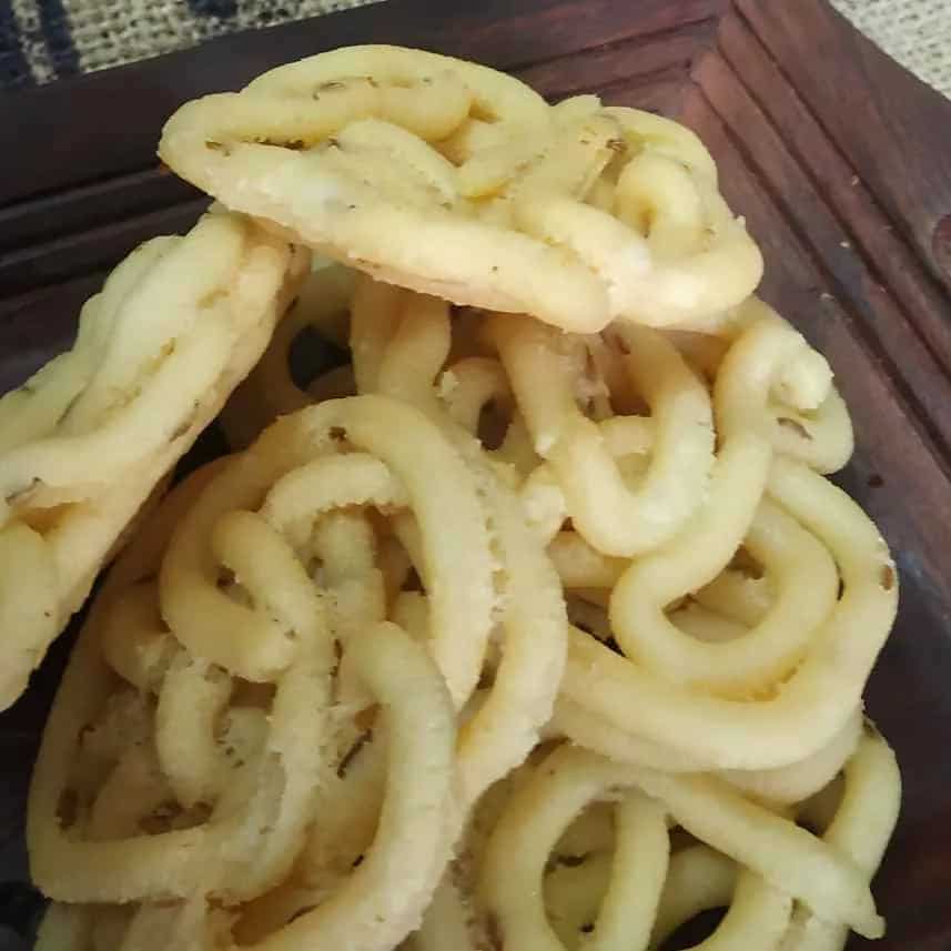 How to make Crunchy All Purpose Flour Murukku Recipe