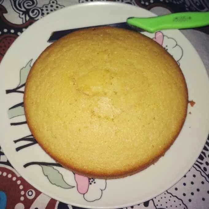How to make Eggless Pressure Cooker Sooji Cake Recipe