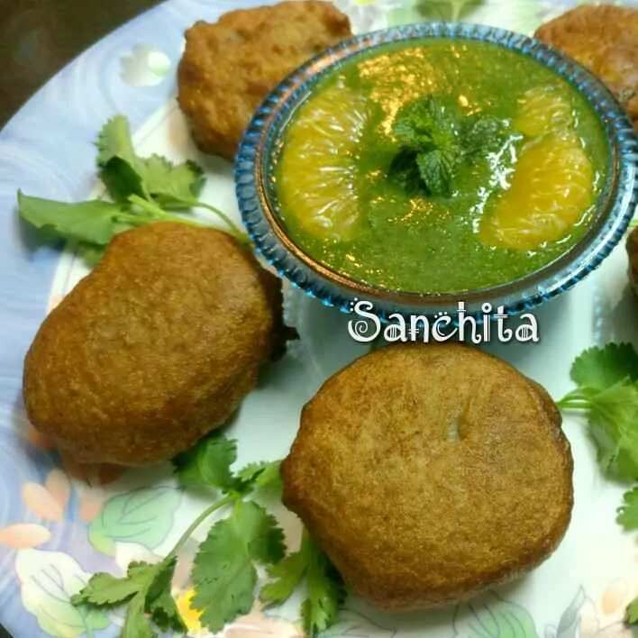 How to make Falahari Batata Wada Or Aloo Bonda With Falahari Orange-mint-coriander Chutney Recipe