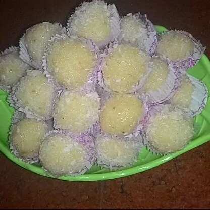 How to make Home-made Nariyal Ladoo Recipe