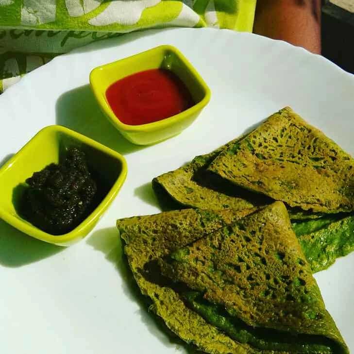 How to make Instant Spinach Besan Cheela Recipe