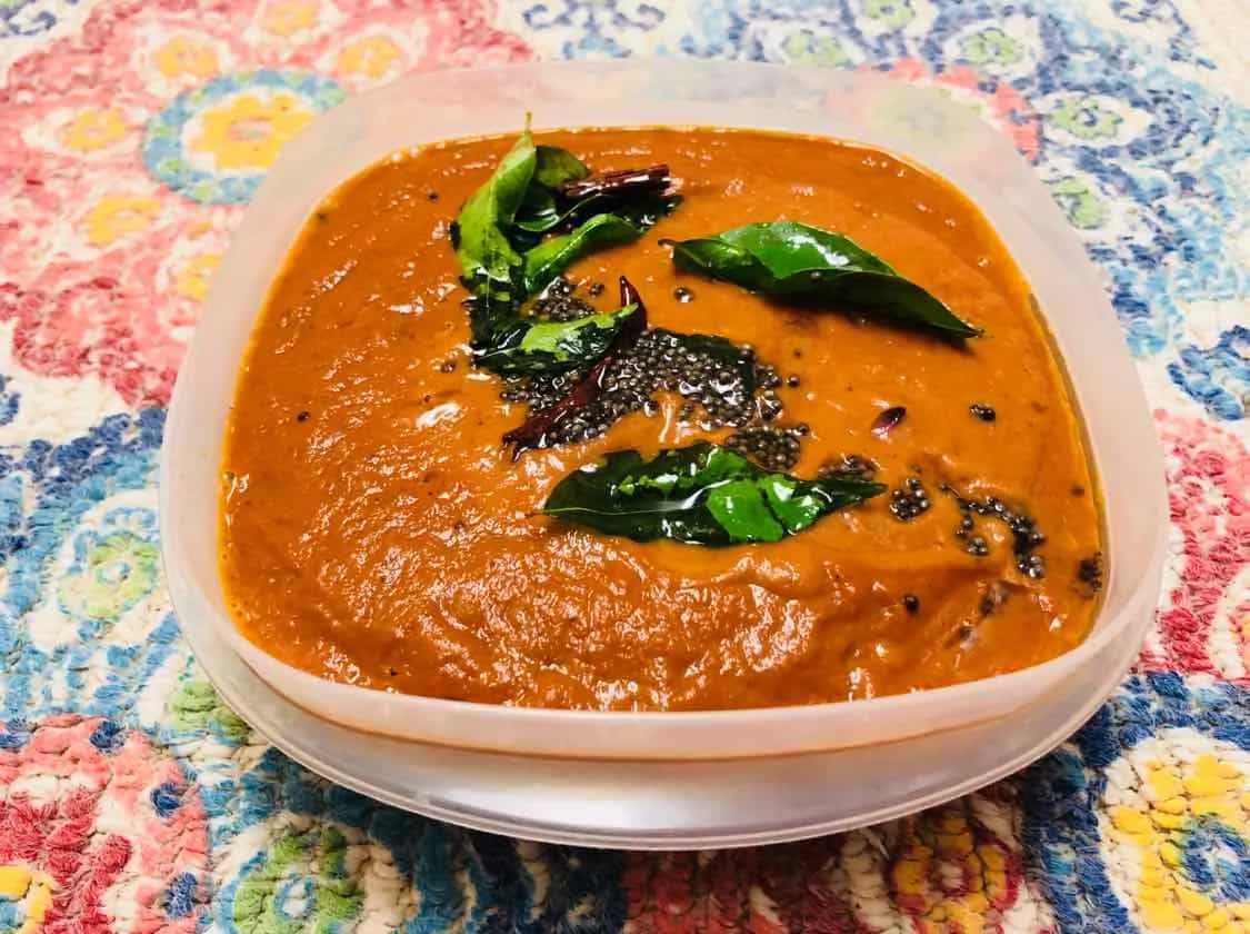 How to make Kara Chutney With Onion And Tomato Recipe