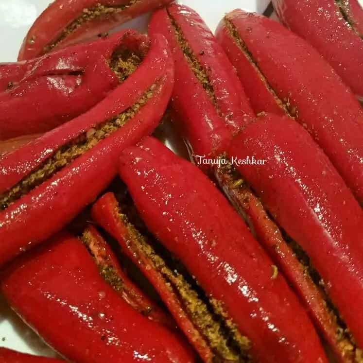 How to make Kashmiri Red Chilli Pickle/lal Mirch Ka Aachar Recipe