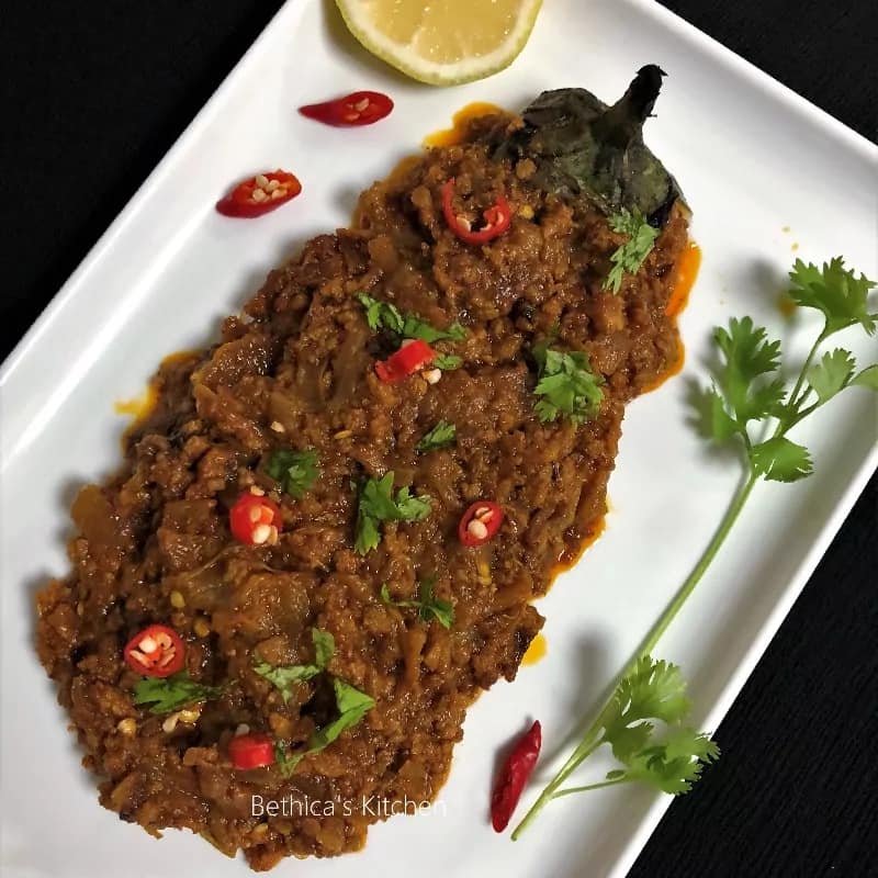 How to make Keema Baingan Bharta Recipe