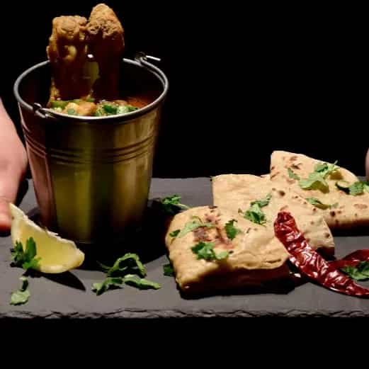 How to make Konkani/goan Style 'green Paste' Chicken Curry! Recipe