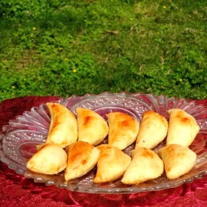 How to make Low Fat Baked Gujiya Recipe