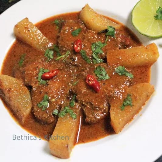 How to make Muj Gaad (kashmiri Style Fish Curry) Recipe