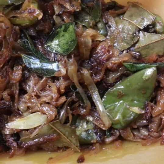 How to make Onion Thoran Recipe