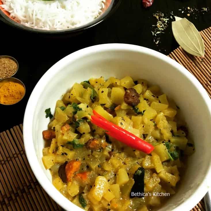 How to make Pepe Shukto (raw Papaya Currybengali Style) Recipe