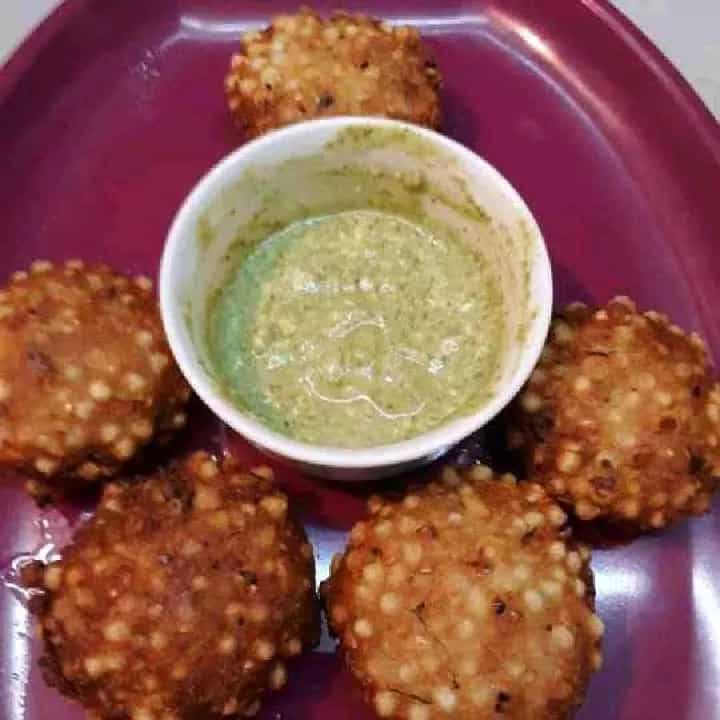 How to make Sabudana Vada With Chutney Recipe