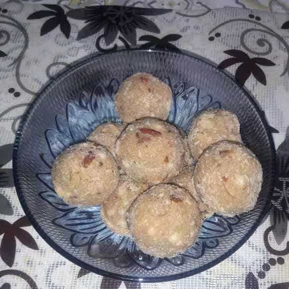 How to make Sonth Ke Ladoo Recipe