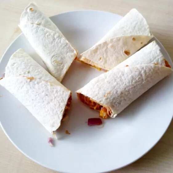 How to make Spicy And Tangy Tawa Paneer Wrap ! Recipe