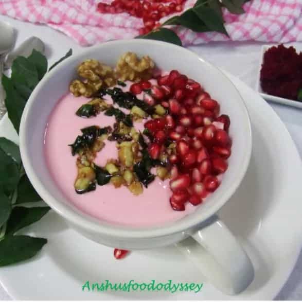 How to make Spicy Tadke Wala Beetroot Pomegranate Raita Recipe