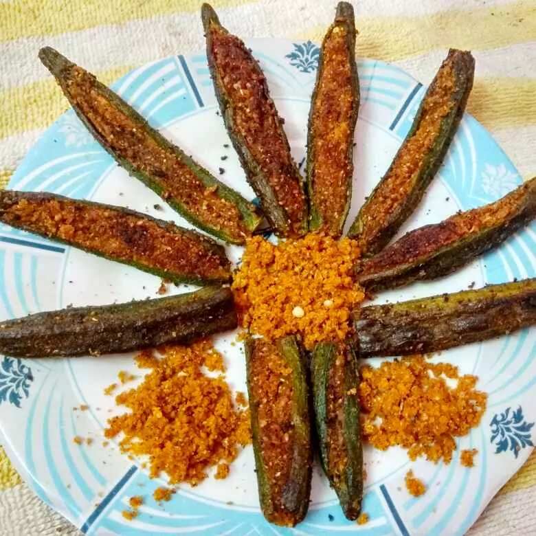 How to make Stuffed Bhindi With Spicy Coconut Powder Recipe