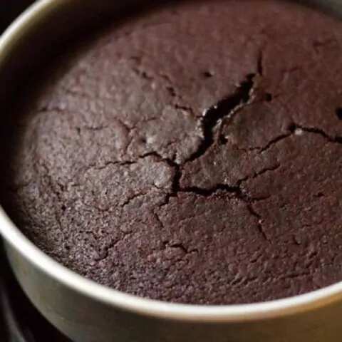 The saira-sister coster chocolate cake