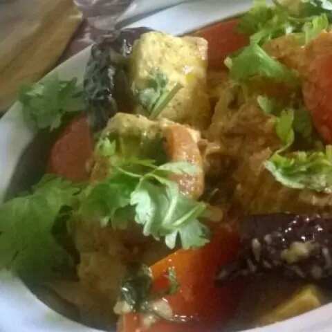 Two-minute stir fry subzi (an instant side with any indian bread)