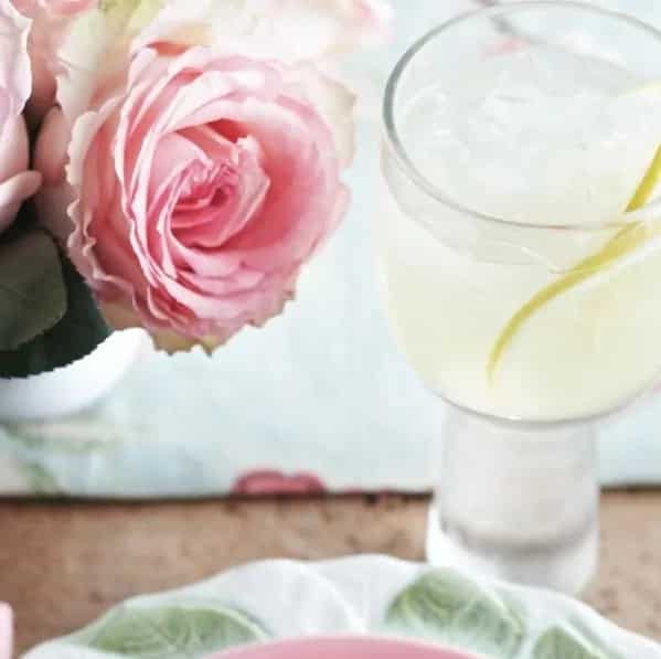 How to make Chardonnay And Lemon Cocktail Recipe