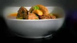 How to make Chinese Braised Steak And Mushroom With Tomato Recipe