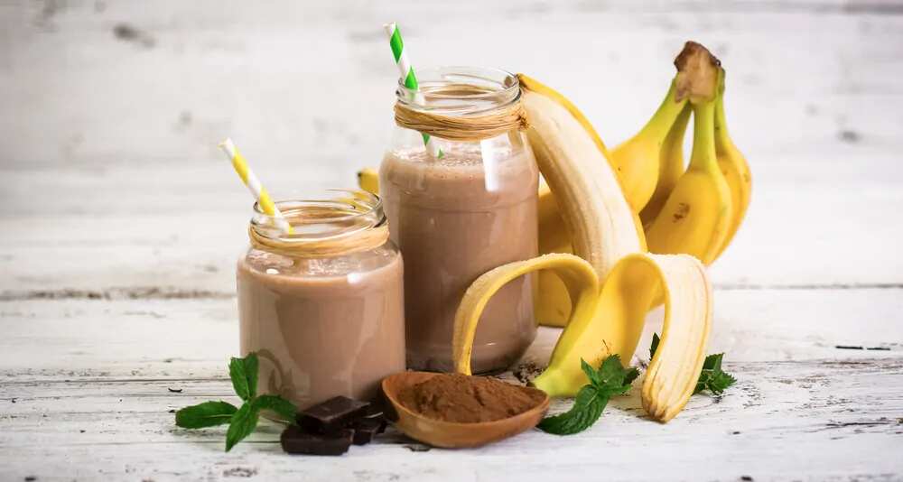 How to make Banana Chocolate Smoothie Recipe