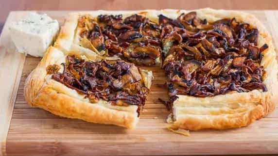 How to make Caramelized Onions And Mushrooms Tart With Blue Cheese Recipe