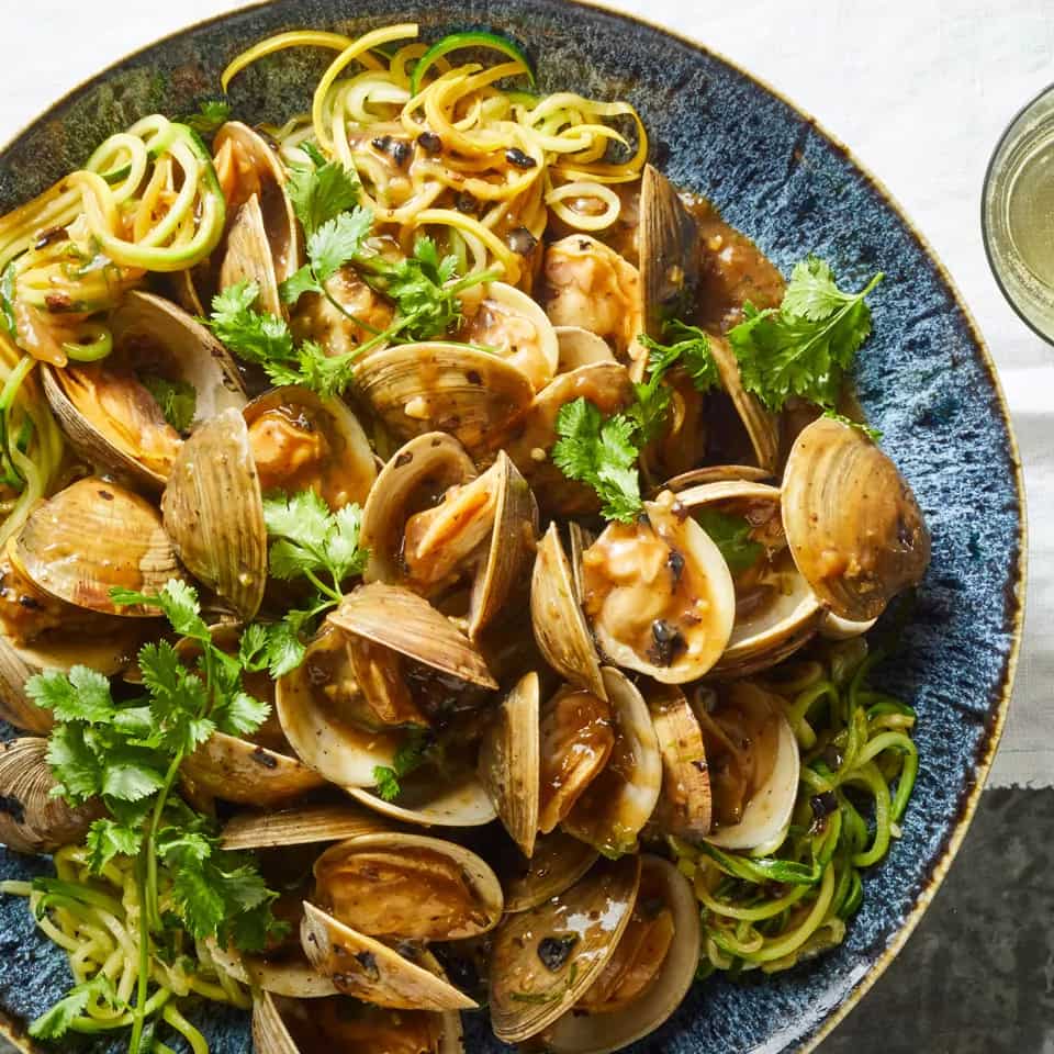 How to make Black Bean Clams With Two Noodles Recipe