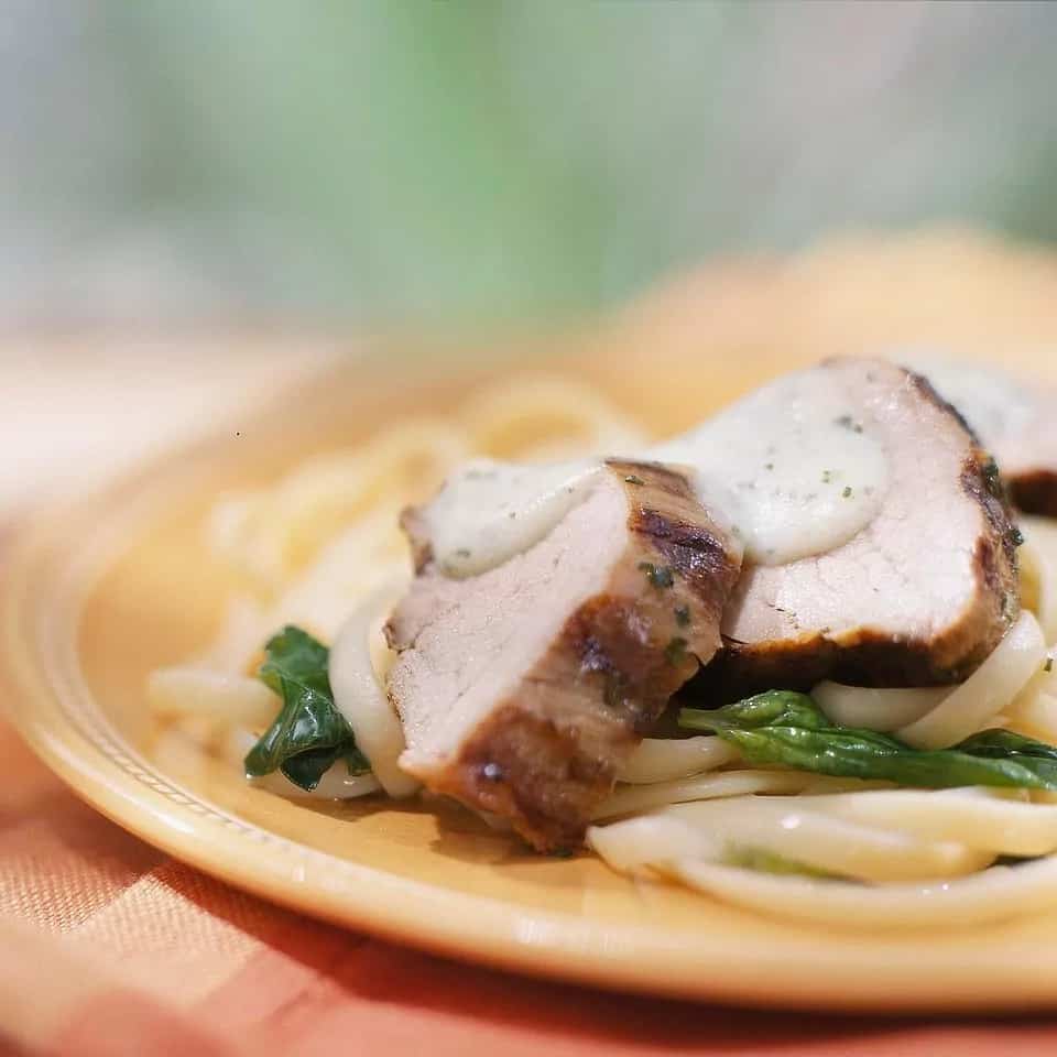 How to make Pork Loin With Creamy Pesto Sauce Recipe