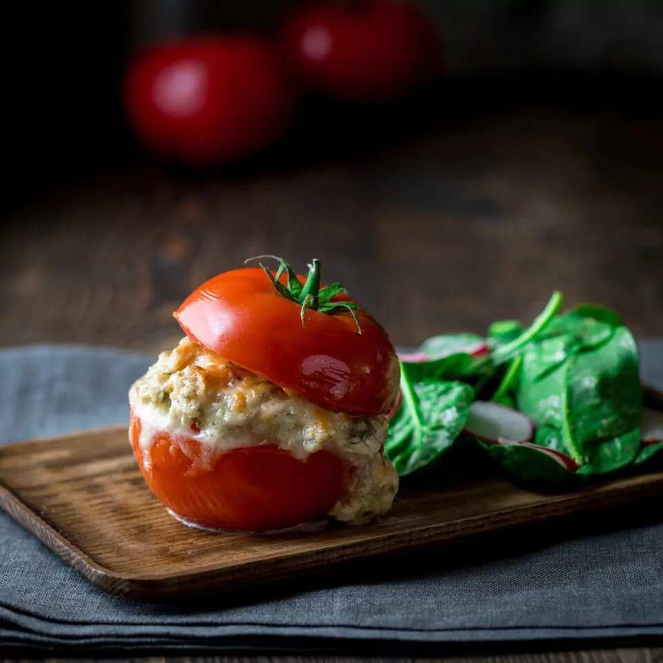 How to make Tomato Bun Tuna Melt Recipe