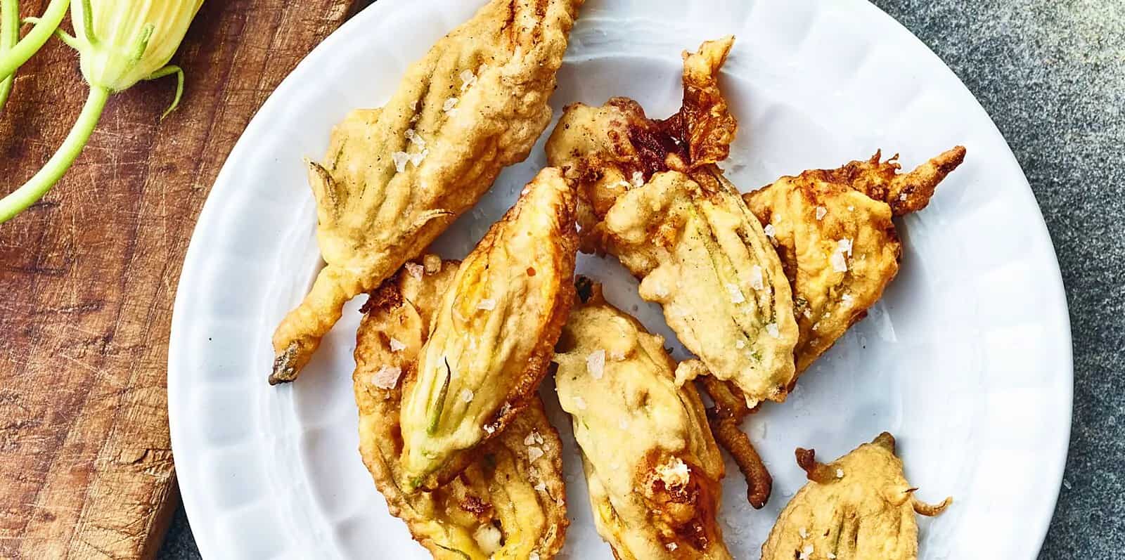 How to make Fried Zucchini Blossoms With Prosciutto And Mozzarella Recipe