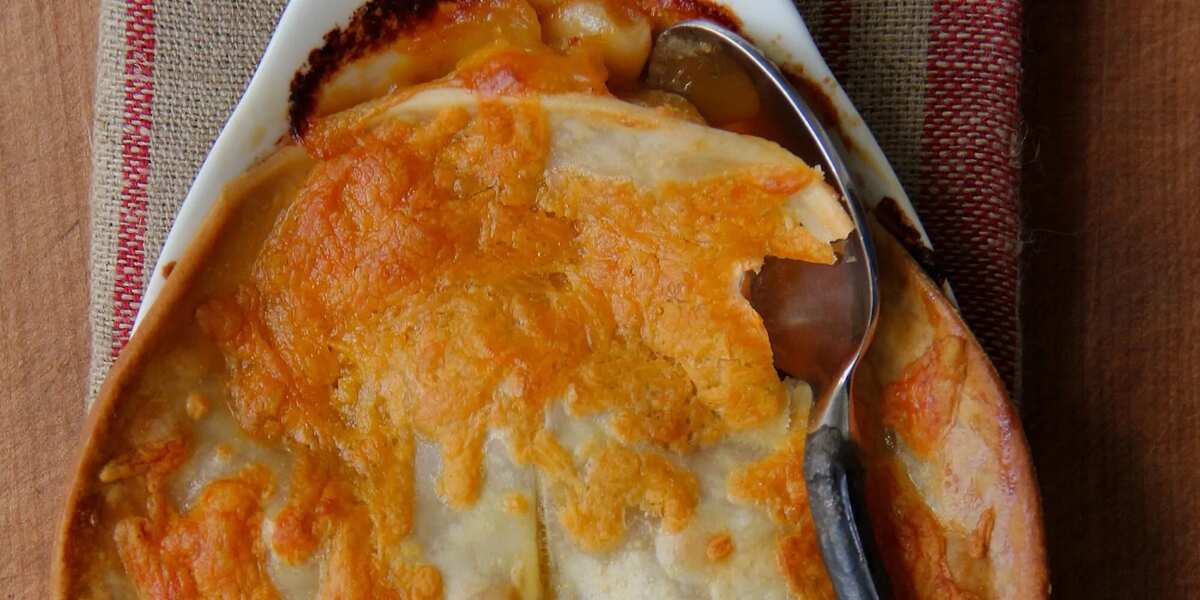 Cheesy Chicken Pot Pie