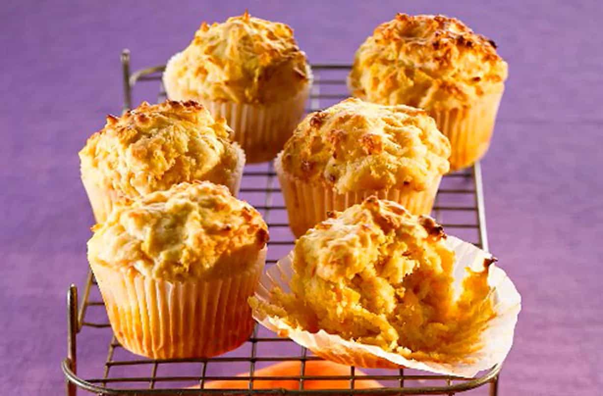 How to make Banana And Bacon Muffins Recipe