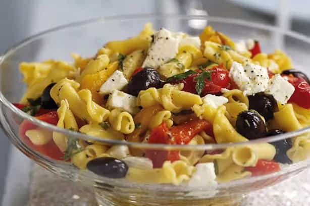 How to make Roast Pepper, Olive And Feta Pasta Salad Recipe