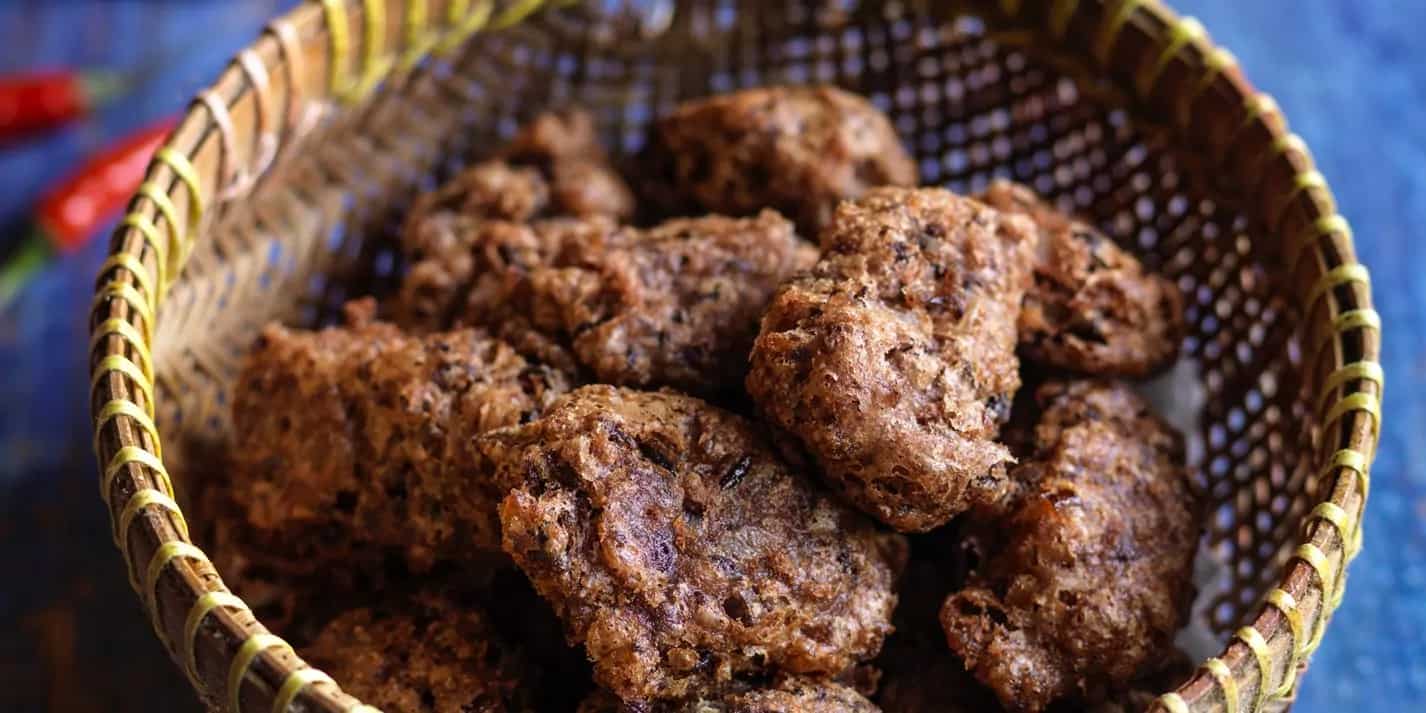 How to make Burmese Bean Fritters Recipe