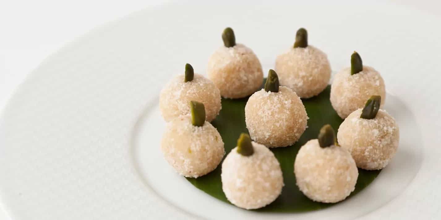 How to make Coconut Pistachio Snowballs Recipe
