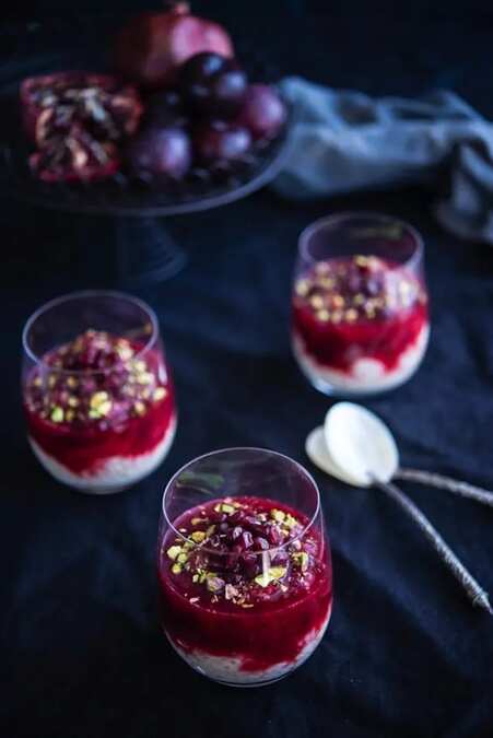 Plum And Sago Pots