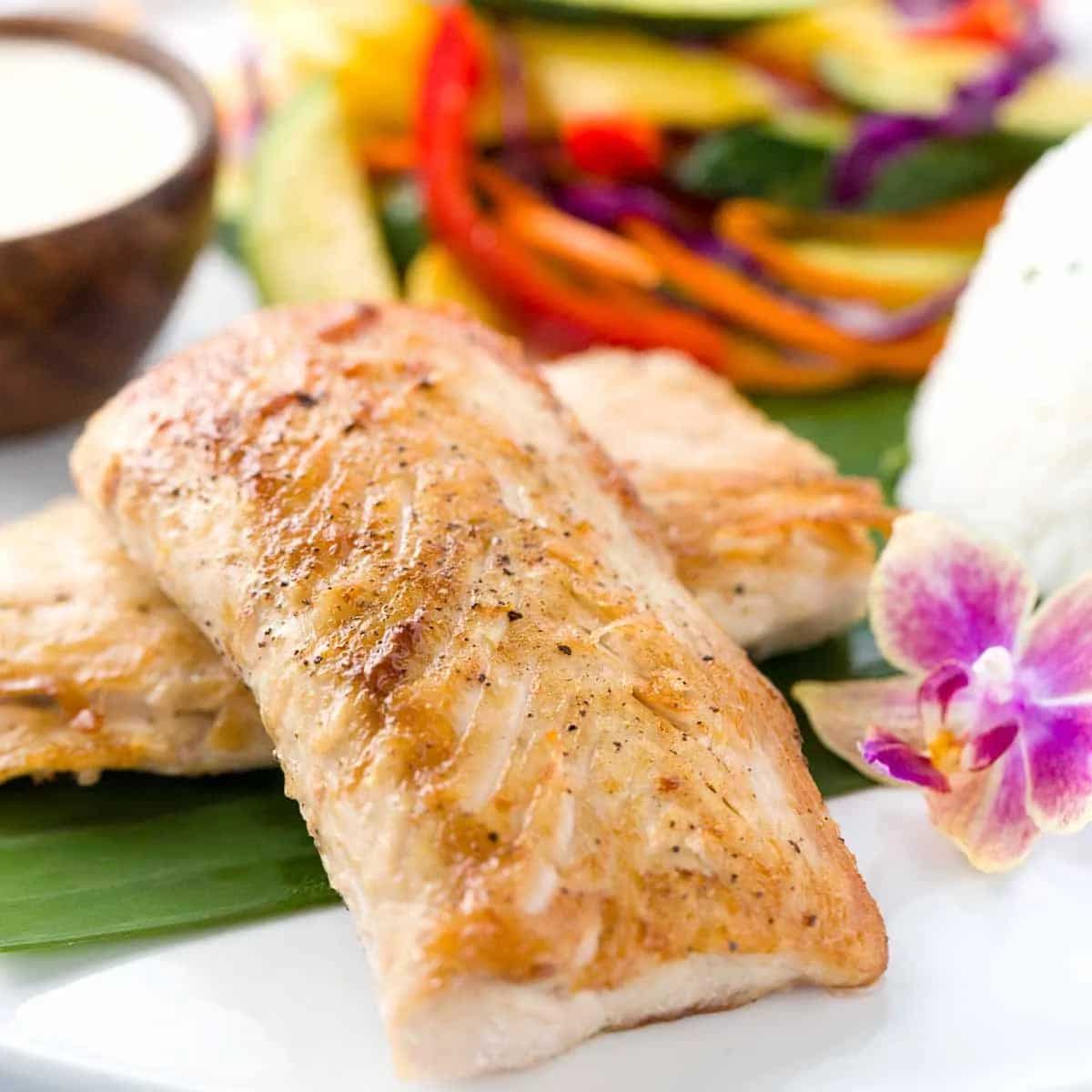 How to make Mahi Mahi With Tahitian Vanilla Sauce Recipe