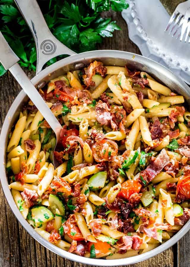 How to make Penne With Prosciutto, Tomatoes And Zucchini Recipe